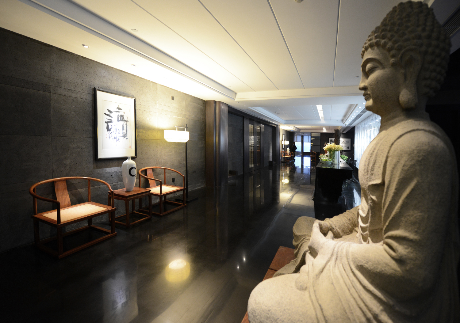 徐匯區(qū)儒雅風(fēng)格辦公室裝修設(shè)計-第4張圖片-上海古都建筑設(shè)計集團