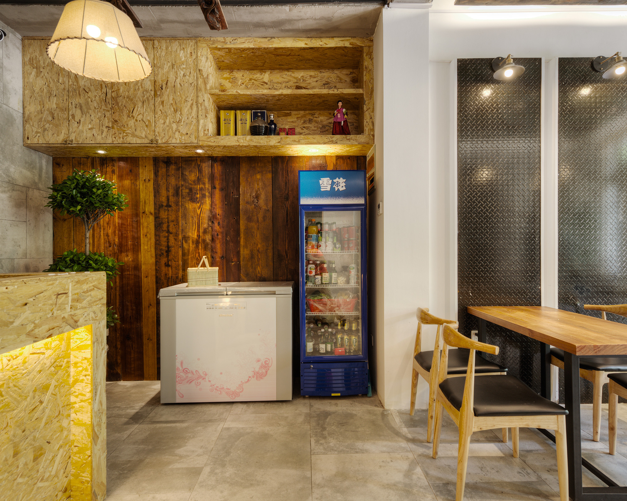 工業(yè)風韓式烤肉店裝修設計-第3張圖片-上海古都建筑設計集團